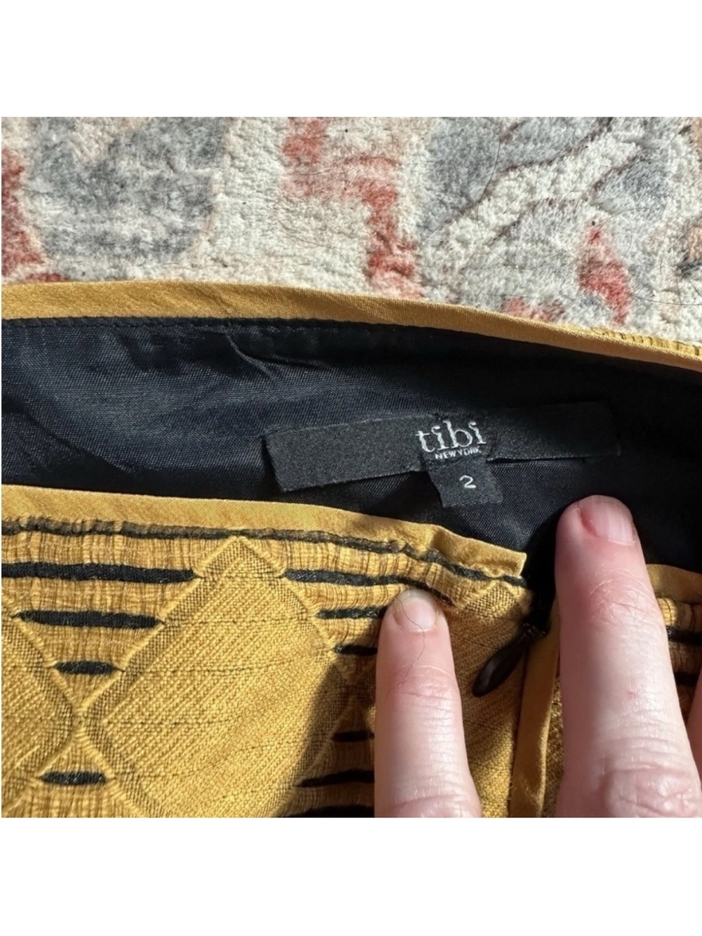 Tibi New York Wool Silk Geometric Cutout Mini Skirt Mustard Gold Size 2 - Picture 4 of 5